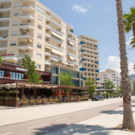 מלון Veranda Boutique