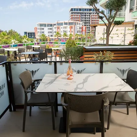 Veranda Boutique מלון
