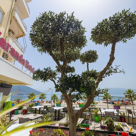 Veranda Boutique 3* Влёра