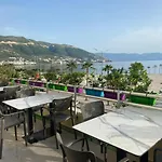 Veranda Boutique 3*