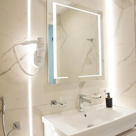 Veranda Boutique Влёра