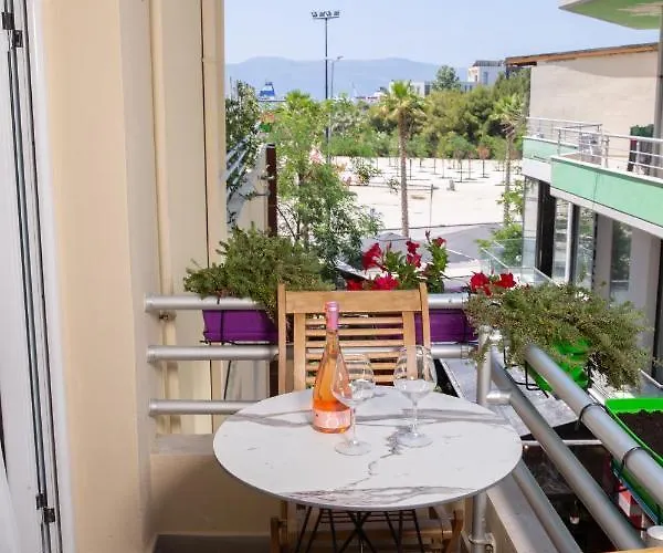 Veranda Boutique فندق 3*